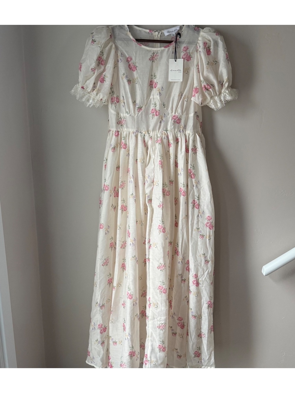 Vintage Inspired Floral Puff Sleeve Maxi Dress | Large